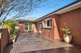 https://images.listonce.com.au/custom/160x/listings/9-washington-lane-woodend-vic-3442/711/01897711_img_08.jpg?dh-6PLEo06Q