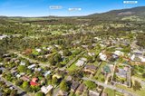 https://images.listonce.com.au/custom/160x/listings/9-washington-lane-woodend-vic-3442/711/01897711_img_17.jpg?6FY9vchnZhU