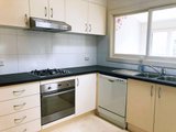 https://images.listonce.com.au/custom/160x/listings/9-wellington-road-box-hill-vic-3128/009/01903009_img_01.jpg?Z0CGV_8w-XY