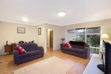 https://images.listonce.com.au/custom/160x/listings/9-woodcrest-road-vermont-vic-3133/581/01930581_img_01.jpg?5IRDKZcF2nA