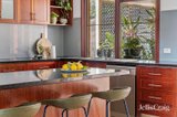 https://images.listonce.com.au/custom/160x/listings/9-woongarra-court-eltham-vic-3095/535/01773535_img_06.jpg?C0oF0dfW4F4