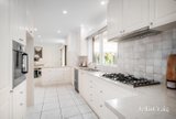 https://images.listonce.com.au/custom/160x/listings/9-wreford-road-blackburn-south-vic-3130/977/01932977_img_05.jpg?FmtCLR9gXAM