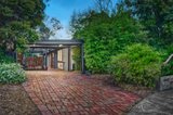 https://images.listonce.com.au/custom/160x/listings/9-yangoora-place-greensborough-vic-3088/750/00770750_img_02.jpg?PYVauO38T7I