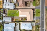 https://images.listonce.com.au/custom/160x/listings/9-yeats-street-castlemaine-vic-3450/059/01767059_img_15.jpg?EQn0k6aQeNM