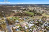https://images.listonce.com.au/custom/160x/listings/9-yeats-street-castlemaine-vic-3450/059/01767059_img_17.jpg?hYNQ-RcYMk4