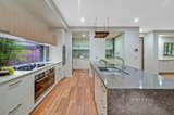 https://images.listonce.com.au/custom/160x/listings/9-york-street-glen-waverley-vic-3150/203/01021203_img_05.jpg?p7sM89fDlLE