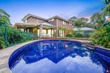 https://images.listonce.com.au/custom/160x/listings/9-york-street-glen-waverley-vic-3150/203/01021203_img_18.jpg?xJ2H5Tq8Sm4