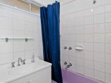 https://images.listonce.com.au/custom/160x/listings/9-young-street-breakwater-vic-3219/492/01699492_img_06.jpg?Q1CcazPSZKU