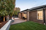 https://images.listonce.com.au/custom/160x/listings/90-aylesbury-boulevard-doreen-vic-3754/252/01727252_img_14.jpg?9Oi8lU4YTmc