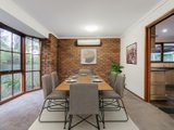 https://images.listonce.com.au/custom/160x/listings/90-broad-gully-road-diamond-creek-vic-3089/567/00961567_img_05.jpg?do0TuRmQ3fM