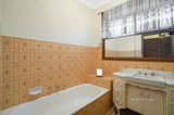 https://images.listonce.com.au/custom/160x/listings/90-lemont-avenue-mount-waverley-vic-3149/056/01055056_img_08.jpg?EpzpuC4BF70