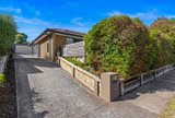 https://images.listonce.com.au/custom/160x/listings/90-rosedale-grove-frankston-south-vic-3199/482/01811482_img_13.jpg?72LzUYuDkt4