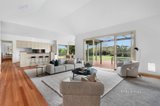 https://images.listonce.com.au/custom/160x/listings/90-stanley-street-chirnside-park-vic-3116/032/01583032_img_06.jpg?znzoAS9gEqg