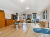 https://images.listonce.com.au/custom/160x/listings/90-whitehorse-gully-road-chewton-vic-3451/613/00700613_img_16.jpg?ZVR-fqLxuDs