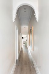 https://images.listonce.com.au/custom/160x/listings/90-wilson-street-brunswick-vic-3056/582/01701582_img_08.jpg?_zASzs2cOnA
