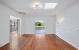 https://images.listonce.com.au/custom/160x/listings/90-winyard-drive-mooroolbark-vic-3138/707/01902707_img_04.jpg?FfvXfUZLqns