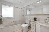 https://images.listonce.com.au/custom/160x/listings/901-waverley-road-glen-waverley-vic-3150/962/01701962_img_08.jpg?RjzYOHM9RTs