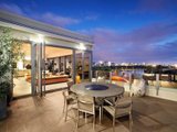 https://images.listonce.com.au/custom/160x/listings/901196-albert-road-south-melbourne-vic-3205/922/01731922_img_07.jpg?s88fzHGdp8E