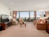 https://images.listonce.com.au/custom/160x/listings/903147-beach-street-port-melbourne-vic-3207/174/01090174_img_04.jpg?lMAxgakwh4k