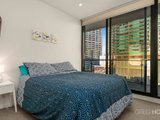 https://images.listonce.com.au/custom/160x/listings/90552-park-street-south-melbourne-vic-3205/042/01090042_img_04.jpg?ttGlEsJXN3Q