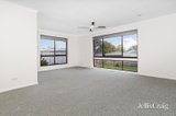 https://images.listonce.com.au/custom/160x/listings/906-fisken-street-buninyong-vic-3357/993/01983993_img_05.jpg?XdI15NZ7uh8