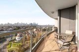 https://images.listonce.com.au/custom/160x/listings/906107-beach-street-port-melbourne-vic-3207/560/01934560_img_01.jpg?GutRwc5huVk