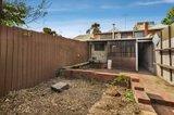 https://images.listonce.com.au/custom/160x/listings/91-chapman-street-north-melbourne-vic-3051/647/00780647_img_07.jpg?jQpRDpgoD-A