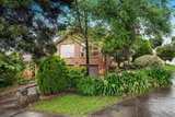 https://images.listonce.com.au/custom/160x/listings/91-dellfield-drive-templestowe-vic-3106/043/01582043_img_08.jpg?QhLiz1at1zs