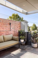 https://images.listonce.com.au/custom/160x/listings/91-gillies-street-fairfield-vic-3078/399/01632399_img_09.jpg?EZyfMyQZZwk