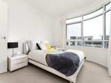 https://images.listonce.com.au/custom/160x/listings/91-graham-street-port-melbourne-vic-3207/412/01794412_img_04.jpg?qi6ey3S5Hbg