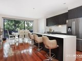 https://images.listonce.com.au/custom/160x/listings/91-johnston-street-newport-vic-3015/712/01203712_img_05.jpg?kC_PlnL1gjo