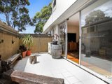 https://images.listonce.com.au/custom/160x/listings/91-johnston-street-newport-vic-3015/712/01203712_img_09.jpg?g-62JpkymSs