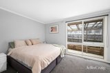 https://images.listonce.com.au/custom/160x/listings/91-lauriston-drive-coldstream-vic-3770/777/01750777_img_05.jpg?kBSecmi-K80
