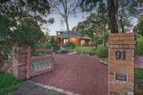 https://images.listonce.com.au/custom/160x/listings/91-lavender-park-road-eltham-vic-3095/532/01563532_img_01.jpg?o6j9h1t2hAE