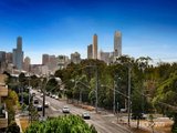 https://images.listonce.com.au/custom/160x/listings/91-seisman-place-port-melbourne-vic-3207/908/01087908_img_03.jpg?50xMB0RwseU