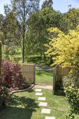 https://images.listonce.com.au/custom/160x/listings/91-talbot-crescent-kooyong-vic-3144/146/01294146_img_11.jpg?0NohybhEF3Q