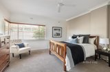 https://images.listonce.com.au/custom/160x/listings/91-talbot-crescent-kooyong-vic-3144/146/01294146_img_12.jpg?1mkayf_LqCs