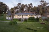 https://images.listonce.com.au/custom/160x/listings/910-kangaroo-ground-st-andrews-road-smiths-gully-vic-3760/034/01558034_img_01.jpg?ZK2aSlFaXHY