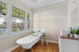 https://images.listonce.com.au/custom/160x/listings/910-kangaroo-ground-st-andrews-road-smiths-gully-vic-3760/034/01558034_img_15.jpg?zRgmg1-XwS0