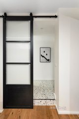 https://images.listonce.com.au/custom/160x/listings/9104-114-moor-street-fitzroy-vic-3065/254/01737254_img_11.jpg?KH9lhKf9TZ0