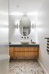 https://images.listonce.com.au/custom/160x/listings/9104-114-moor-street-fitzroy-vic-3065/254/01737254_img_12.jpg?OXh0N58gs4c