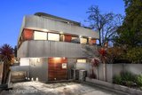 https://images.listonce.com.au/custom/160x/listings/9111-riversdale-road-hawthorn-vic-3122/947/01684947_img_06.jpg?WK8YDY2xu1M