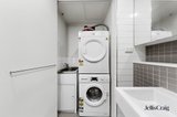 https://images.listonce.com.au/custom/160x/listings/9118-mccrae-street-docklands-vic-3008/856/01916856_img_11.jpg?X2wc3x0saAE