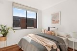 https://images.listonce.com.au/custom/160x/listings/9119-wellington-street-flemington-vic-3031/289/01577289_img_04.jpg?ncCQf88ei0E