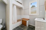 https://images.listonce.com.au/custom/160x/listings/912-eureka-street-ballarat-east-vic-3350/761/01876761_img_10.jpg?kaLiqHiEia8