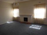 https://images.listonce.com.au/custom/160x/listings/912-marne-street-south-yarra-vic-3141/897/01981897_img_03.jpg?yBlcnwGe2ec