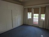 https://images.listonce.com.au/custom/160x/listings/912-marne-street-south-yarra-vic-3141/897/01981897_img_05.jpg?9nfyZYnIuhI