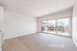 https://images.listonce.com.au/custom/160x/listings/9153-barkly-street-brunswick-vic-3056/821/01825821_img_02.jpg?SE2_Kmthxnw