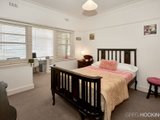 https://images.listonce.com.au/custom/160x/listings/9168-victoria-avenue-albert-park-vic-3206/180/01088180_img_04.jpg?ndgQshcBziY