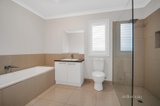 https://images.listonce.com.au/custom/160x/listings/917-sebastopol-smythesdale-road-ross-creek-vic-3351/047/01534047_img_18.jpg?eza0z2Vgrdg